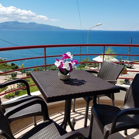 Apartment Of Beautiful Dreams Over The Sea ซารานเดอ ภายนอก รูปภาพ