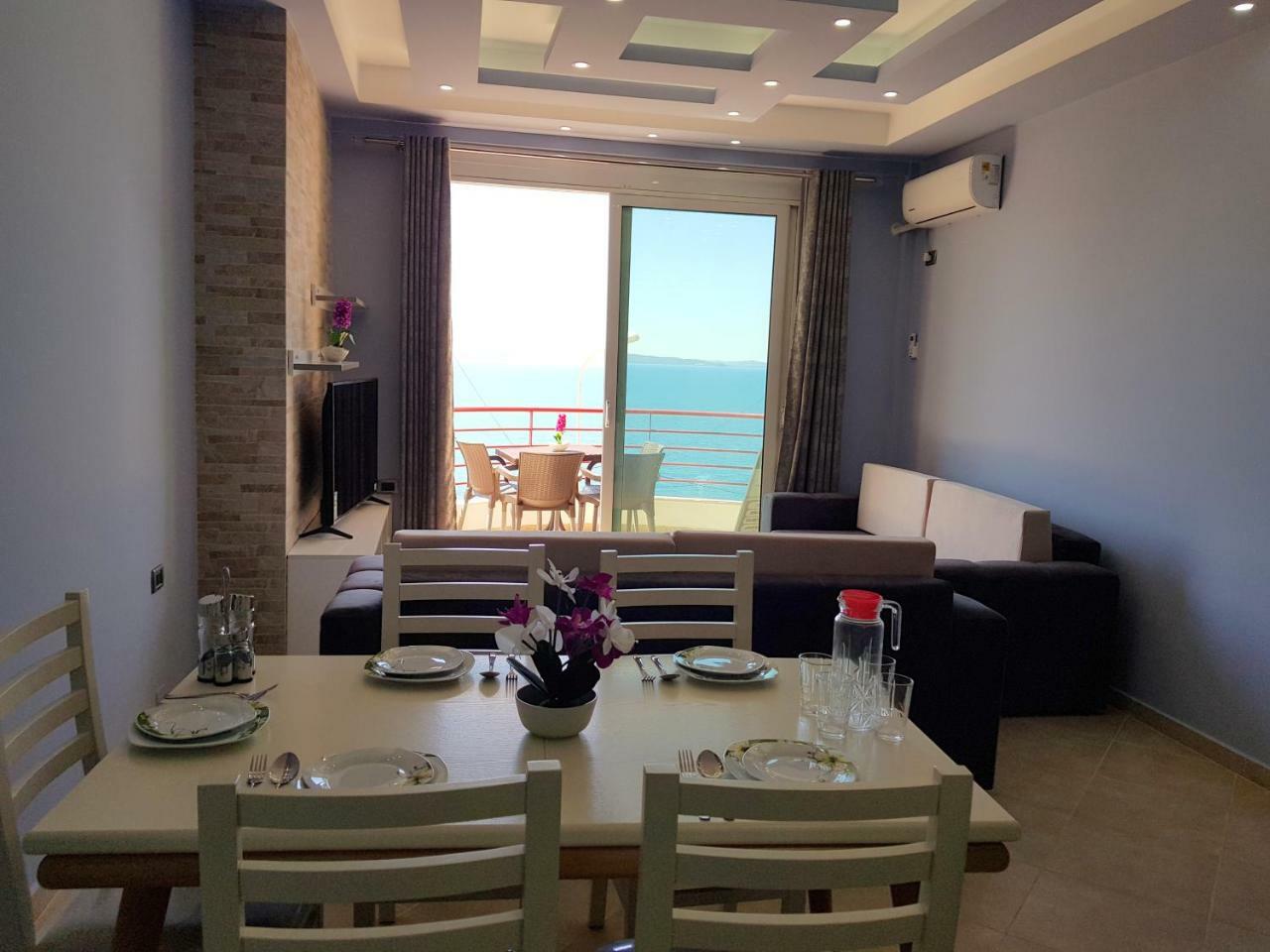 Apartment Of Beautiful Dreams Over The Sea ซารานเดอ ภายนอก รูปภาพ