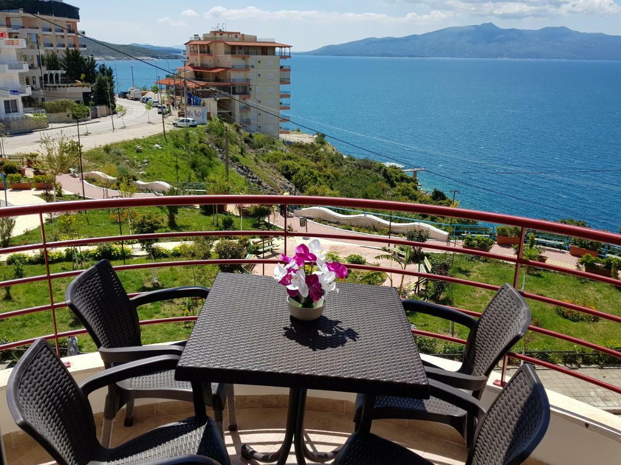 Apartment Of Beautiful Dreams Over The Sea ซารานเดอ ภายนอก รูปภาพ